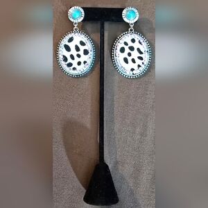 Elegant Black and Silver Earrings